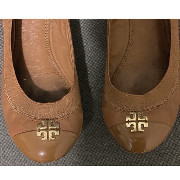 Tory Burch Jolie Logo Ballerina Flat - Picture 1 of 6